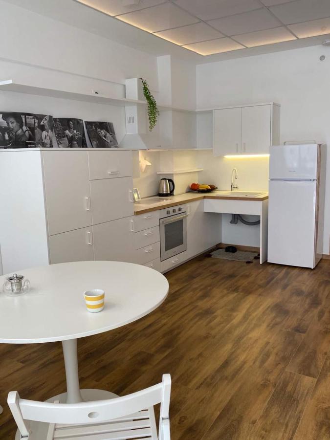 Felicity Loft In Thessaloniki _ Accessible & Comfortable Екстер'єр фото
