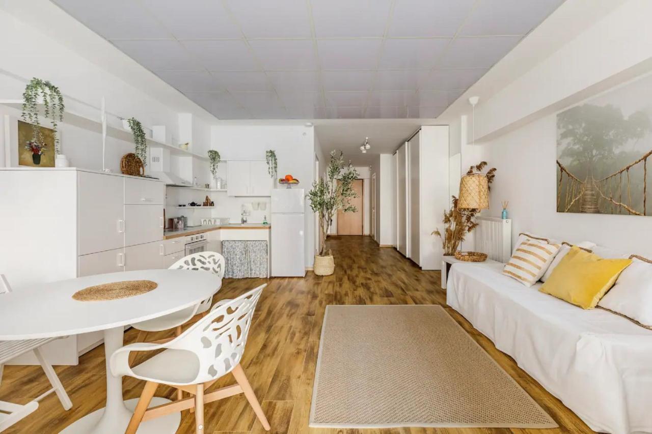 Felicity Loft In Thessaloniki _ Accessible & Comfortable Екстер'єр фото